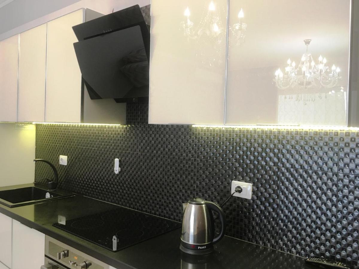 Royal Queen And King Luxury Apartment Sarandë Esterno foto