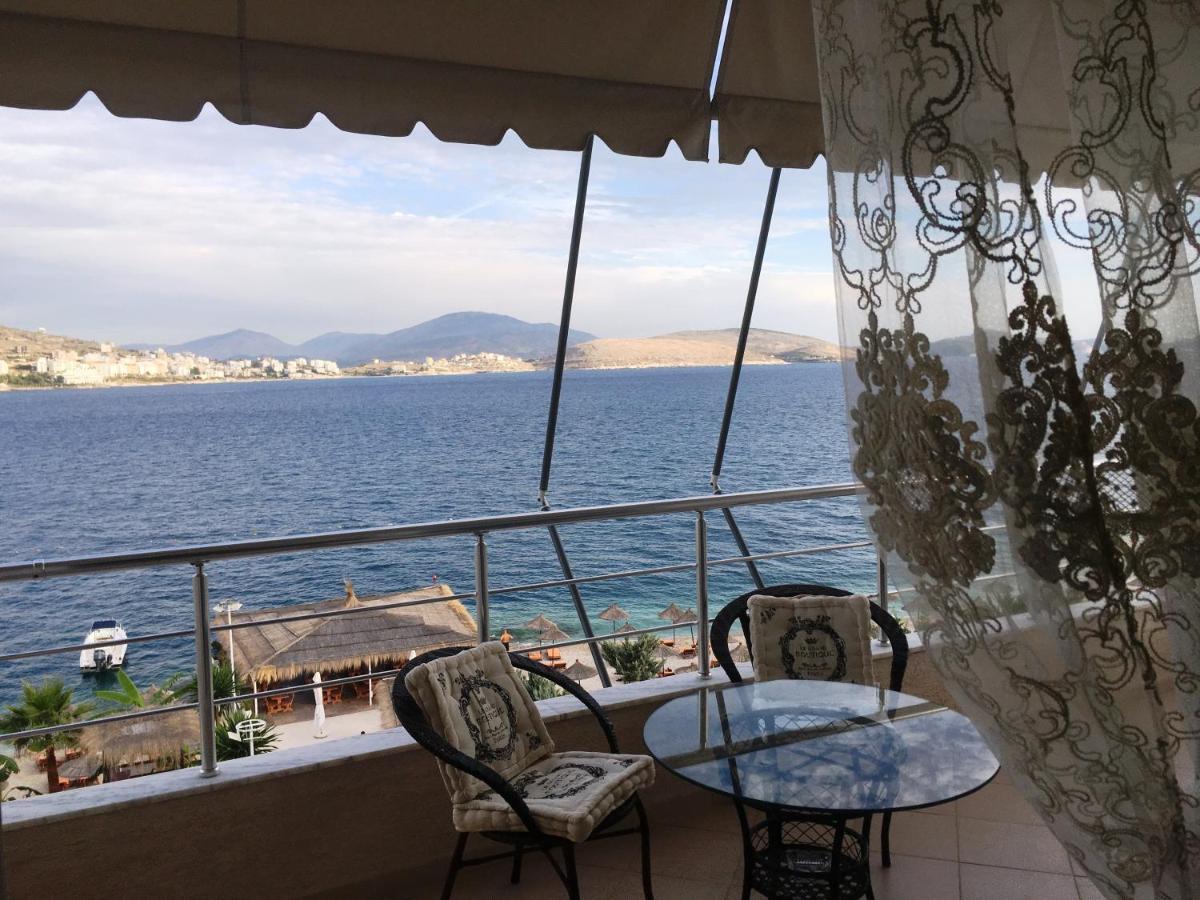 Royal Queen And King Luxury Apartment Sarandë Esterno foto