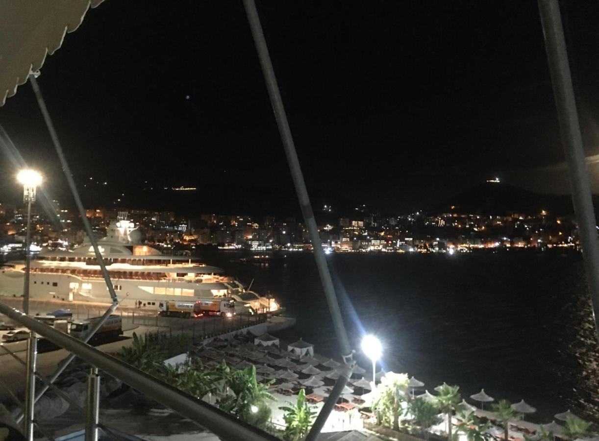 Royal Queen And King Luxury Apartment Sarandë Esterno foto