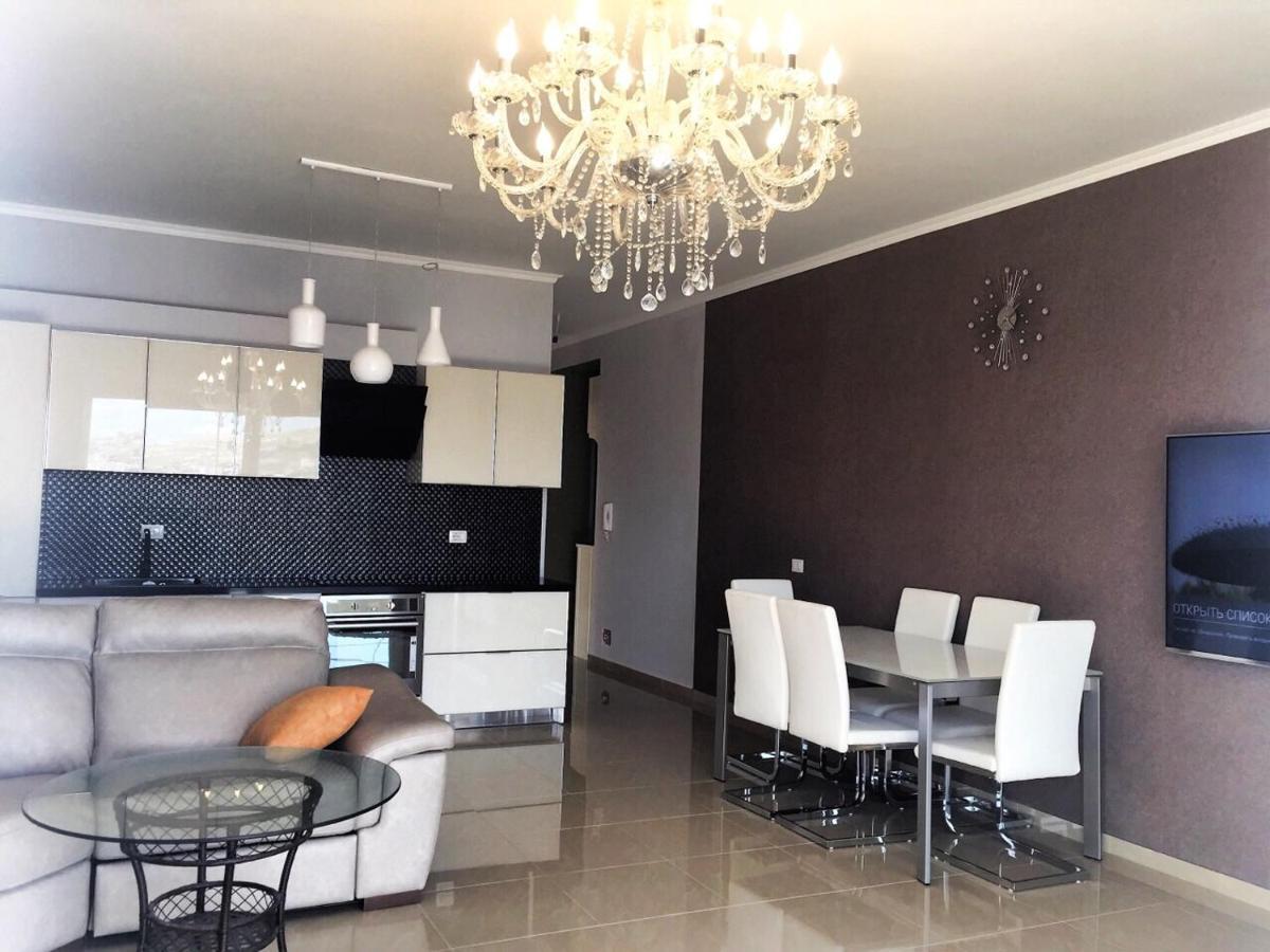 Royal Queen And King Luxury Apartment Sarandë Esterno foto