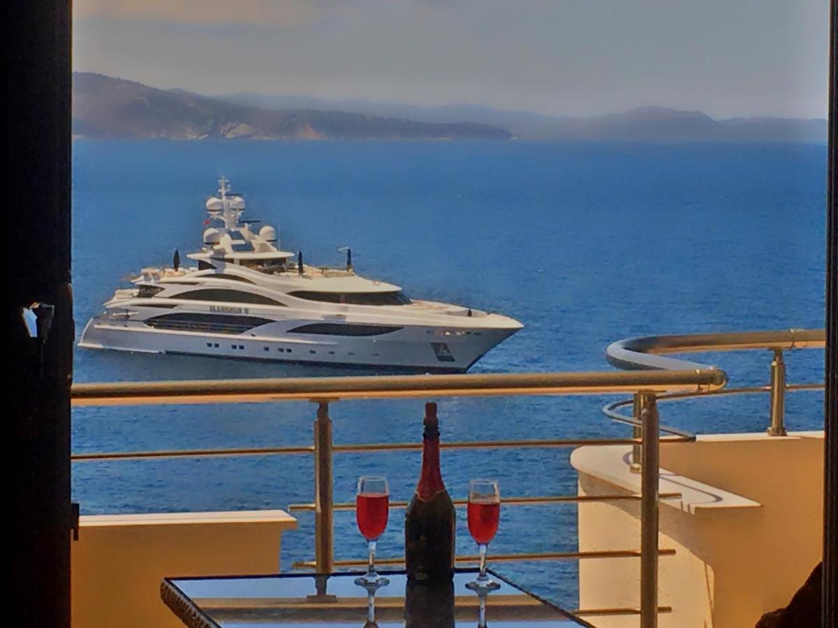Royal Queen And King Luxury Apartment Sarandë Esterno foto